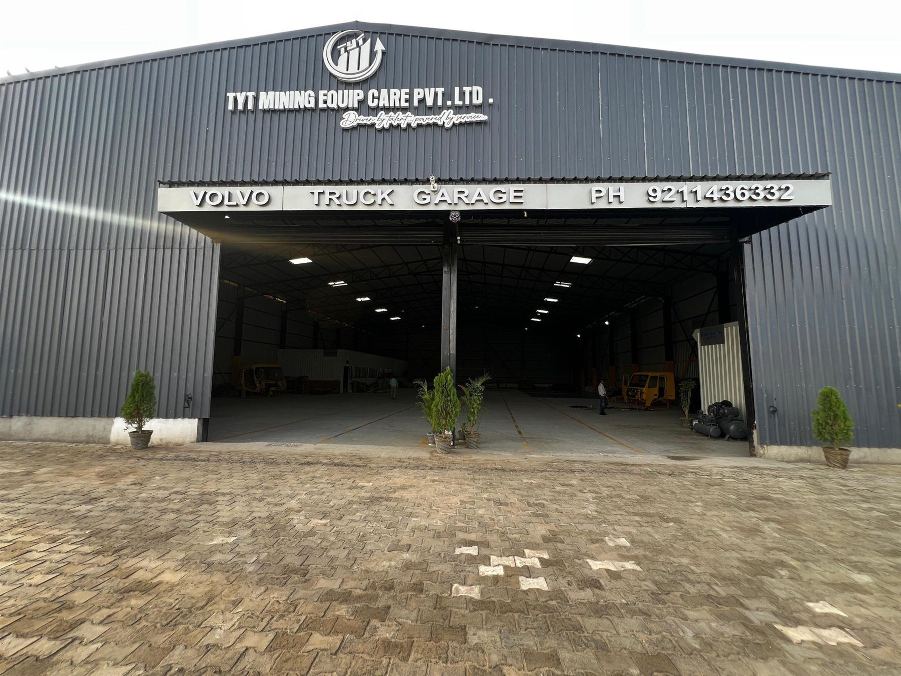 TYT Mining Equip Care Volvo truck garage and service facility